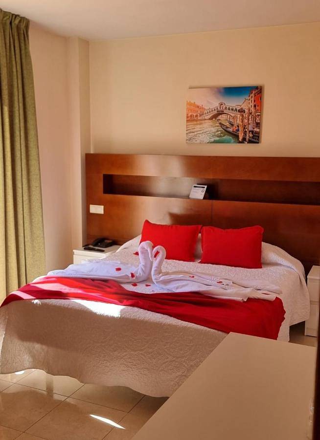 Queen Room with Balcony in San Martín de la Vega, Provincia de Madrid