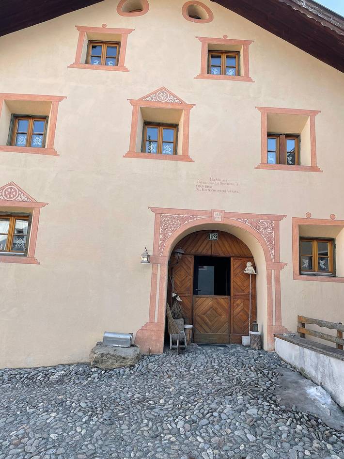 Ferienwohnung für 12 Personen, mit Sauna und Balkon sowie Garten in Graubünden - 3