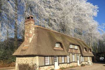 Gîte pour 11 personnes, avec jardin ainsi que terrasse et sauna, animaux acceptés à Ganzeville