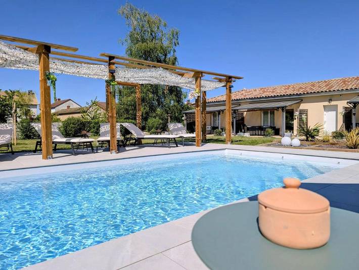 Appartement de vacances pour 2 personnes, avec Terrasse ainsi que Jardin et Piscine