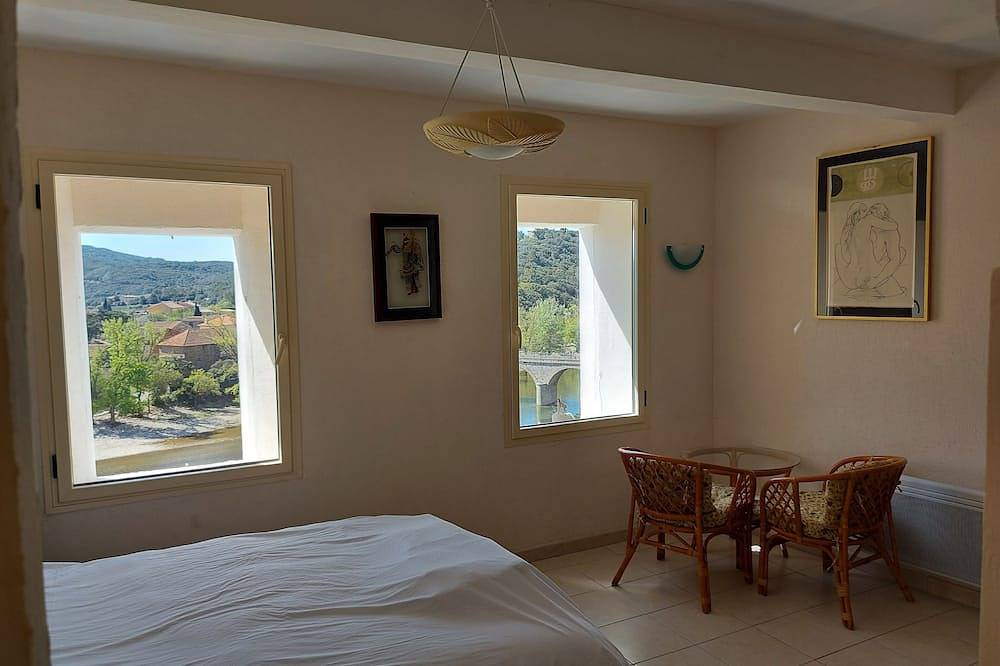 A remarkable 3-star gite for pleasure and access to nature. in Roquebrun, Béziers region