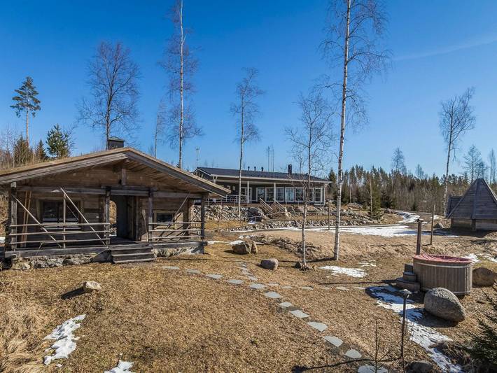 Riemukaari in Hirvensalmi, Südsavo
