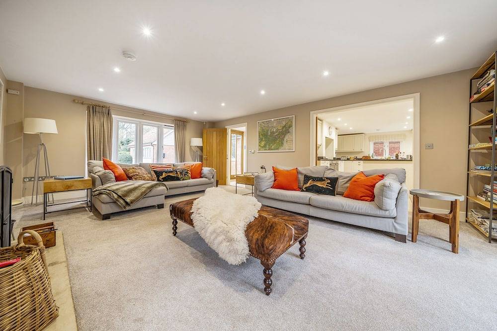 Orchard House 3 bedrooms - sleeps 6 guests  in 3 bedrooms in Burnham Market, Norfolk Coast
