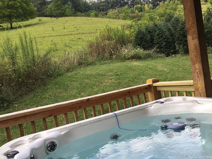 Gîte pour 6 personnes, avec jardin ainsi que jacuzzi et terrasse - 1