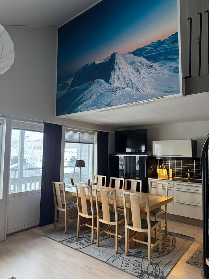 Gîte pour 8 personnes, avec terrasse et vue sur le lac ainsi que vue et sauna à Kiruna - 2