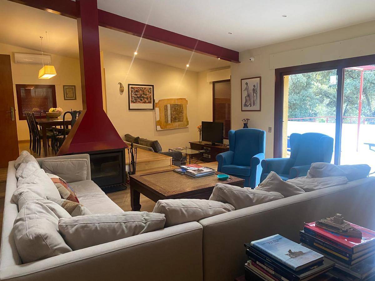 Chalet con piscina vistas y salida a parque natural in El Escorial, Provincia de Madrid