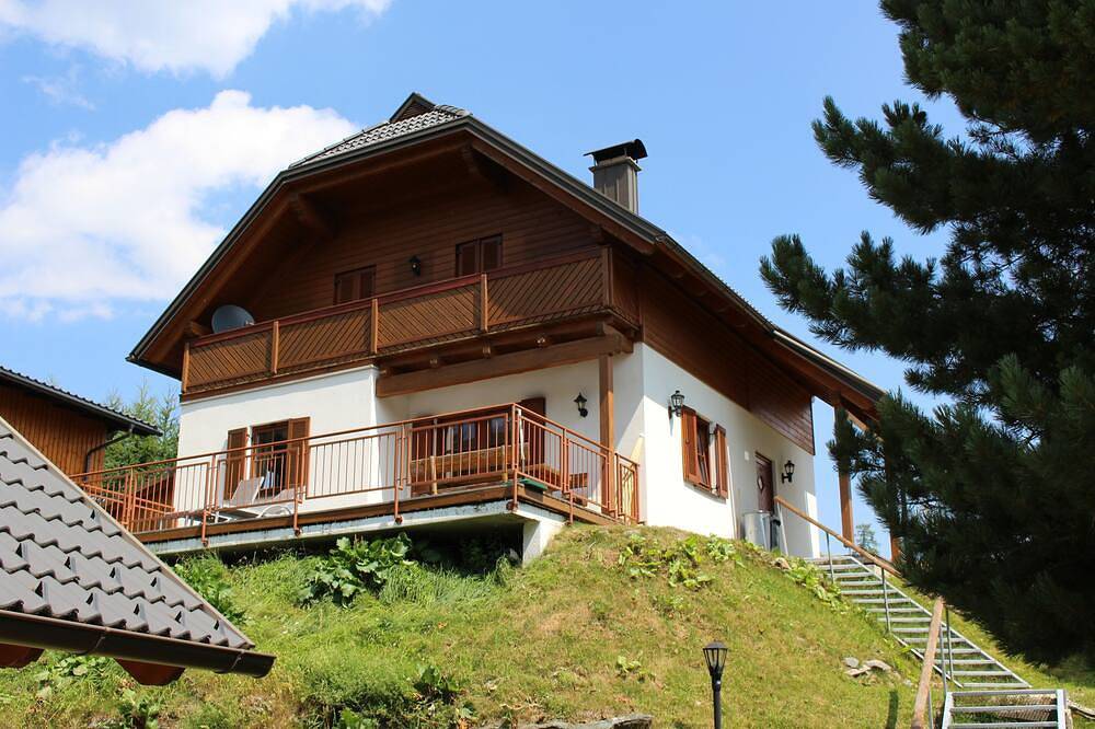 Top Ferienhaus mit 4 Schlafzimmern, Sauna, Kamin u .Internet Wlan in Reichenau (Österreich), Nockberge