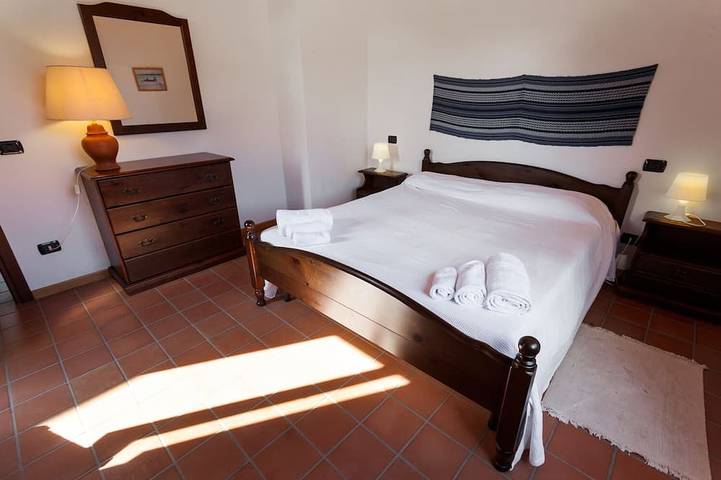 Agricontura:Casa del Gelso; agriturismo con piscina privata vicina al mare in Mirto, Provincia di Messina