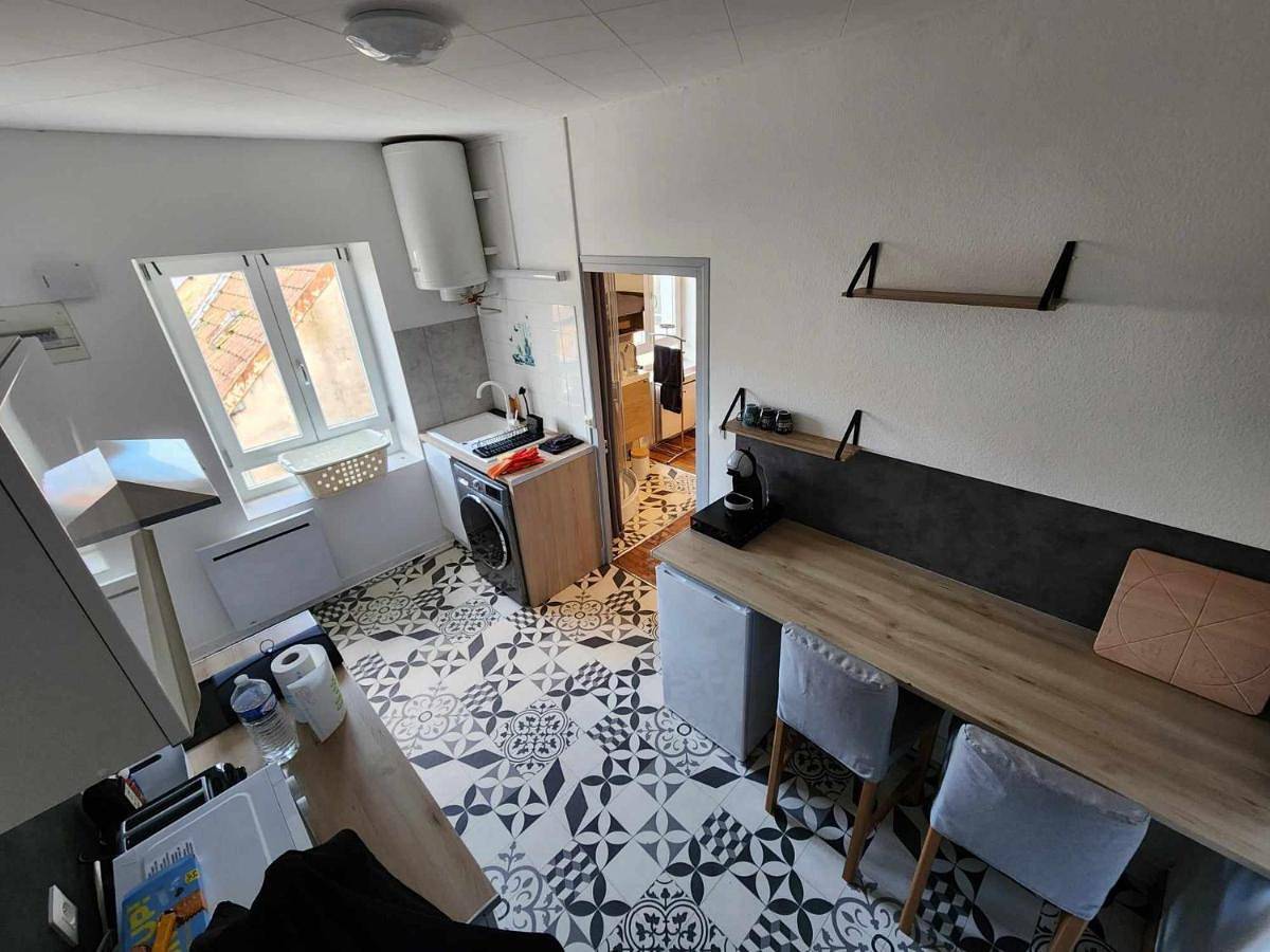 Appartement entier, One-Bedroom Apartment in Gray, Haute-Saône