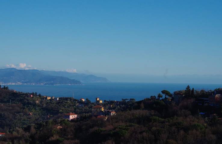 Gehele studio, Appartement 'Monolocale Fattorialmare Viola' met Uitzicht op Zee, Gedeeld Terras & Wifi in Camogli, Riviera di Levante
