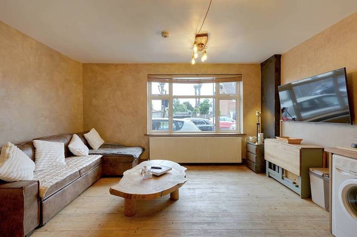 Apartment for 4 people, with garden in Harrow