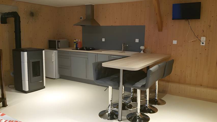Ferienhaus 'Gite Aux Zierattes' mit Bergblick, privater Terrasse und WLAN in Combrimont, Regionaler Naturpark Belchen der Vogesen