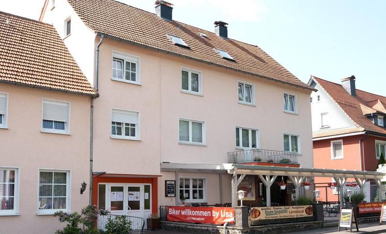 Ferienhaus für 2 Personen, mit Terrasse und Garten