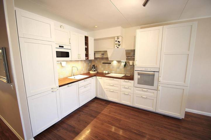 Appartement de vacances pour 4 personnes, avec jardin ainsi que sauna et balcon