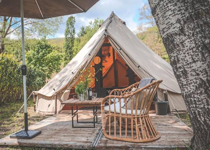 Gîte pour 2 personnes, avec piscine et vue ainsi que jardin et sauna, animaux acceptés à Camporgiano - 2