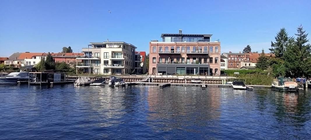 Ferienwohnung für 4 Personen, mit Seeblick und Balkon sowie Sauna in Malchow - 2