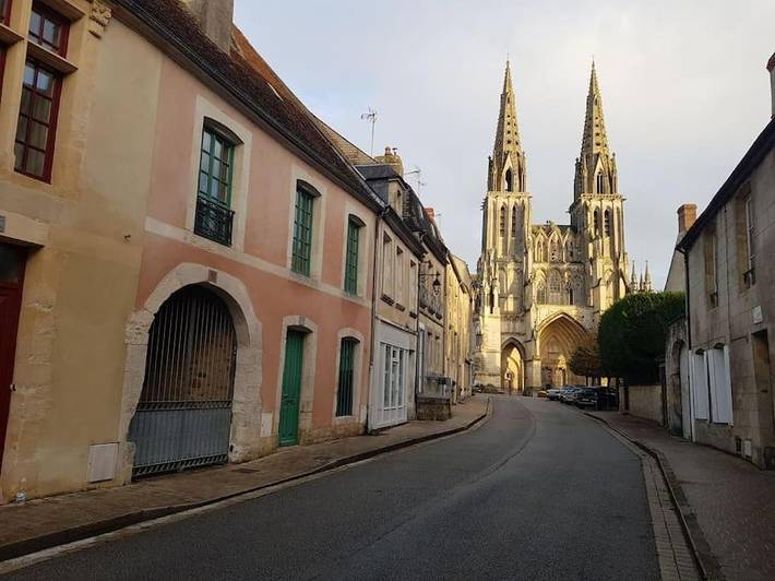 Location de vacances pour 6 personnes, avec Terrasse ainsi que Jardin et Vue à Sées