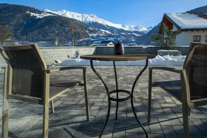 Ferienwohnung für 4 Personen, mit Balkon und Terrasse sowie Ausblick in Prutz - 3