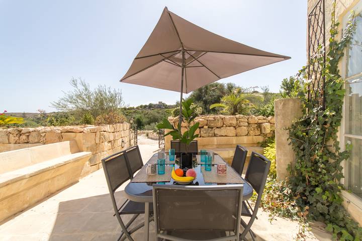 Bungalow per 4 persone, con terrazza, adatto a famiglie con bambini a Malta