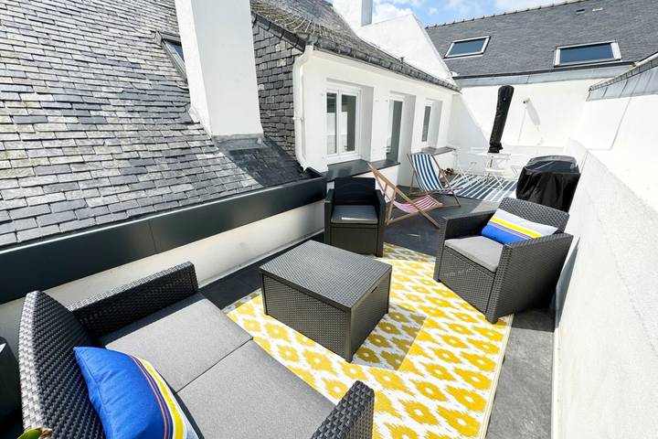 Ganze Wohnung, Ferienwohnung für 8 Personen mit Balkon in Plage de Port Fontaine-Lomener, Ploemeur