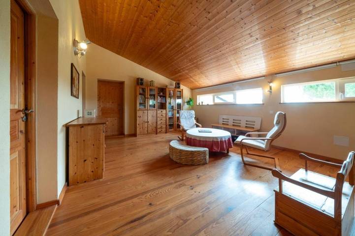 Location de vacances pour 11 personnes, avec vue et piscine ainsi que bassin pour enfant et jardin à Labastide-de-Virac - 3