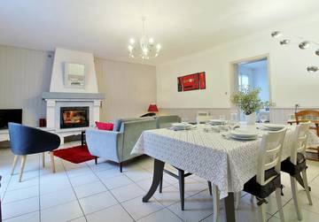 Gîte pour 6 personnes, avec jardin et terrasse à Orleix