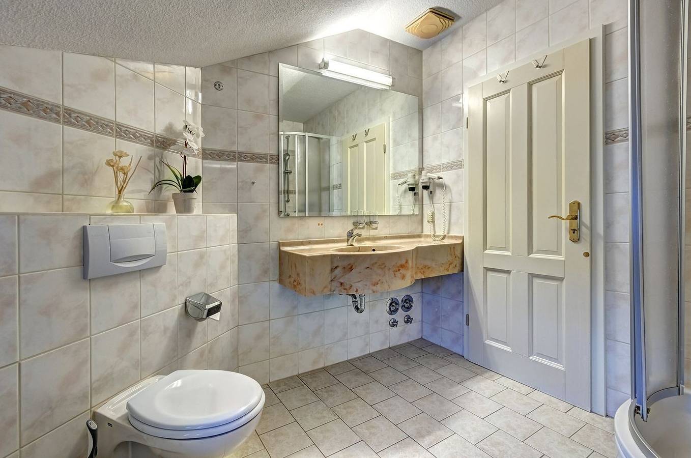 Ganze Wohnung, Villa Anna Whg. Amethyst in Bansin: nur 100 m zum Strand, Wlan, Privatparkplatz in Bansin, Heringsdorf