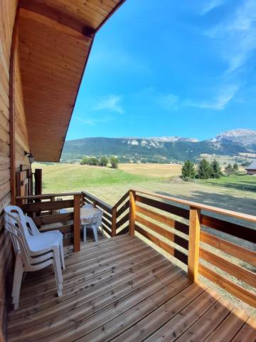 Ferienhaus für 10 Personen, mit Terrasse und Ausblick am Vercors
