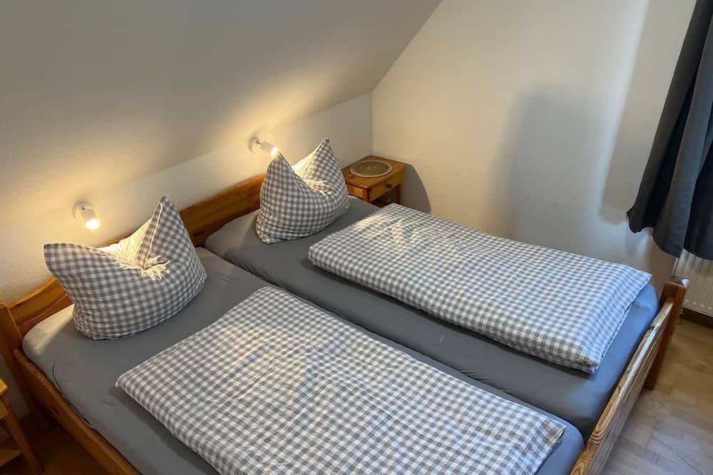 Haus Everschop - Fewo 8 Seeschwalbe Og - Ferienhof Rickerts in Vollerwiek, Eiderstedt
