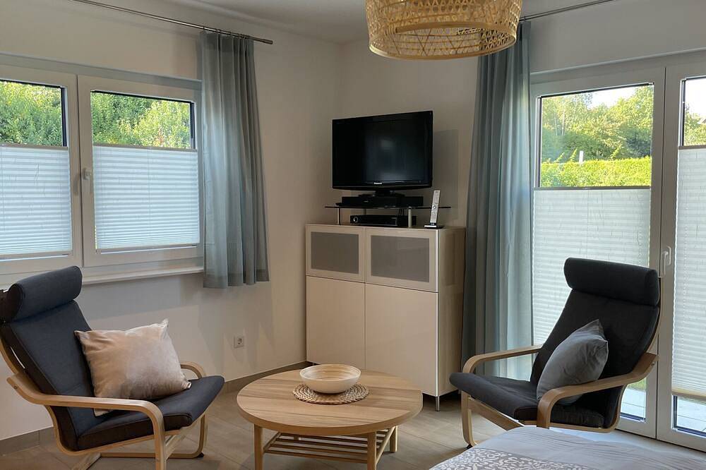 Ganze Wohnung, Ferienwohnung \"Am Wall\" mit Privatterrasse und Wlan in Radeberg, Oberlausitz Niederschlesien