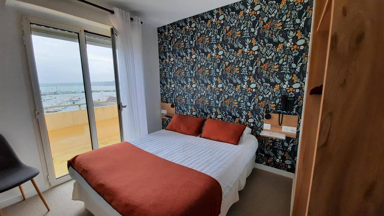 Louis Hotel in Perros-Guirec, Côte de Granit Rose
