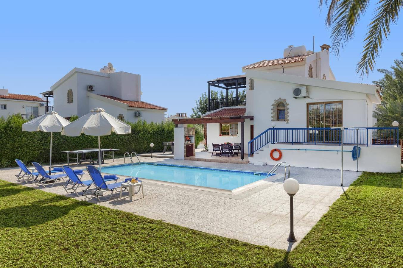 Holiday Rental for 4 People in Peyia, South Cyprus