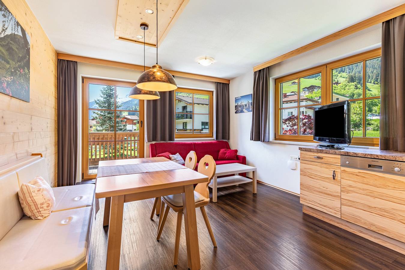 Ganze Wohnung, Apartment 'Stockinger A1' mit Bergblick, Balkon und Wlan in Großarl, Ski Amadé