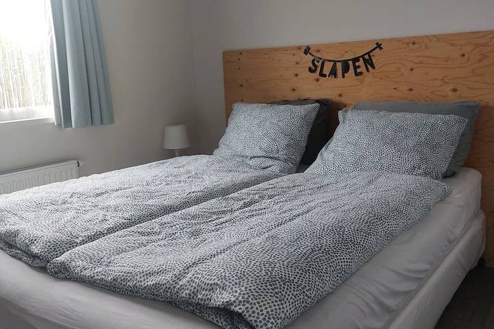 Chalet für 4 Personen, mit Garten in Serooskerke - 2