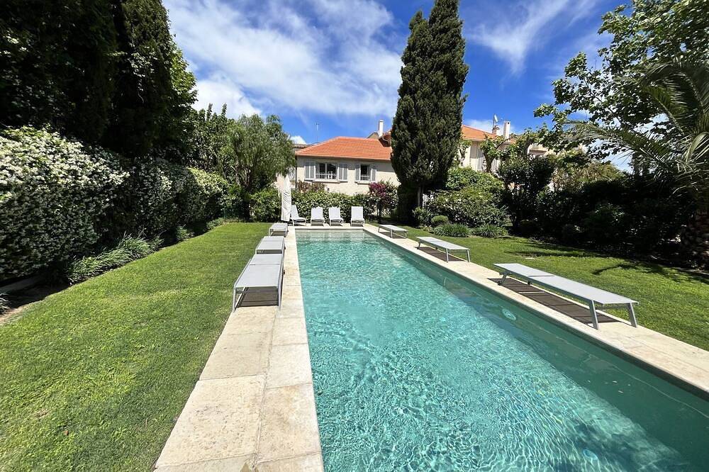 Villa pour 10 Personnes dans Saint-Tropez, Région de Draguignan