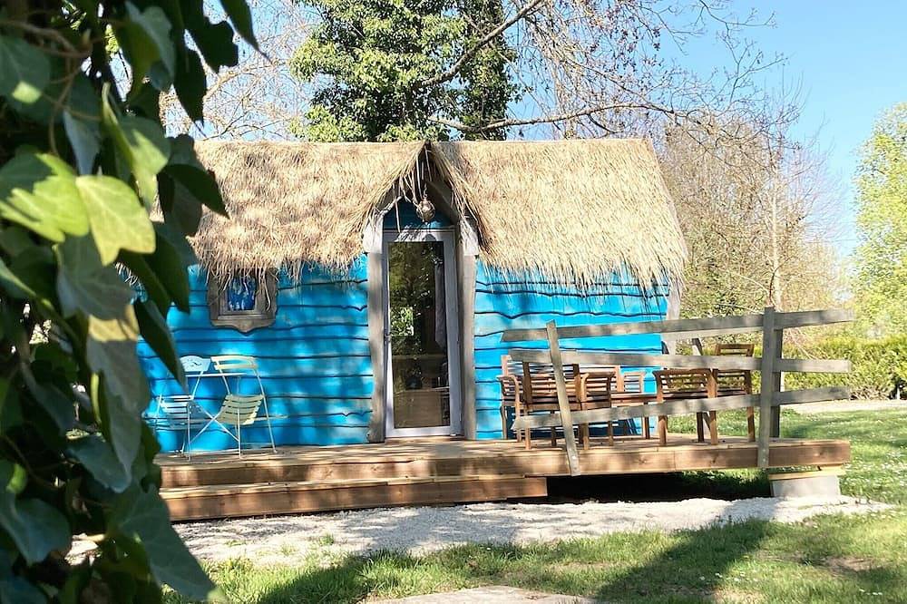 Cabane Kyara in Bar-sur-Aube, Aube