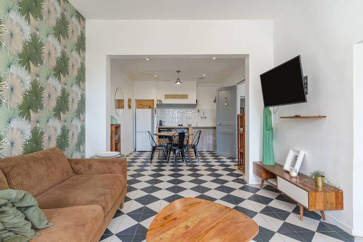 Casa Vacanze 'Maison Contemporaine Provençale' con Piscina in Comune, Wi-Fi e Aria Condizionata in Esparron, Brignoles e dintorni