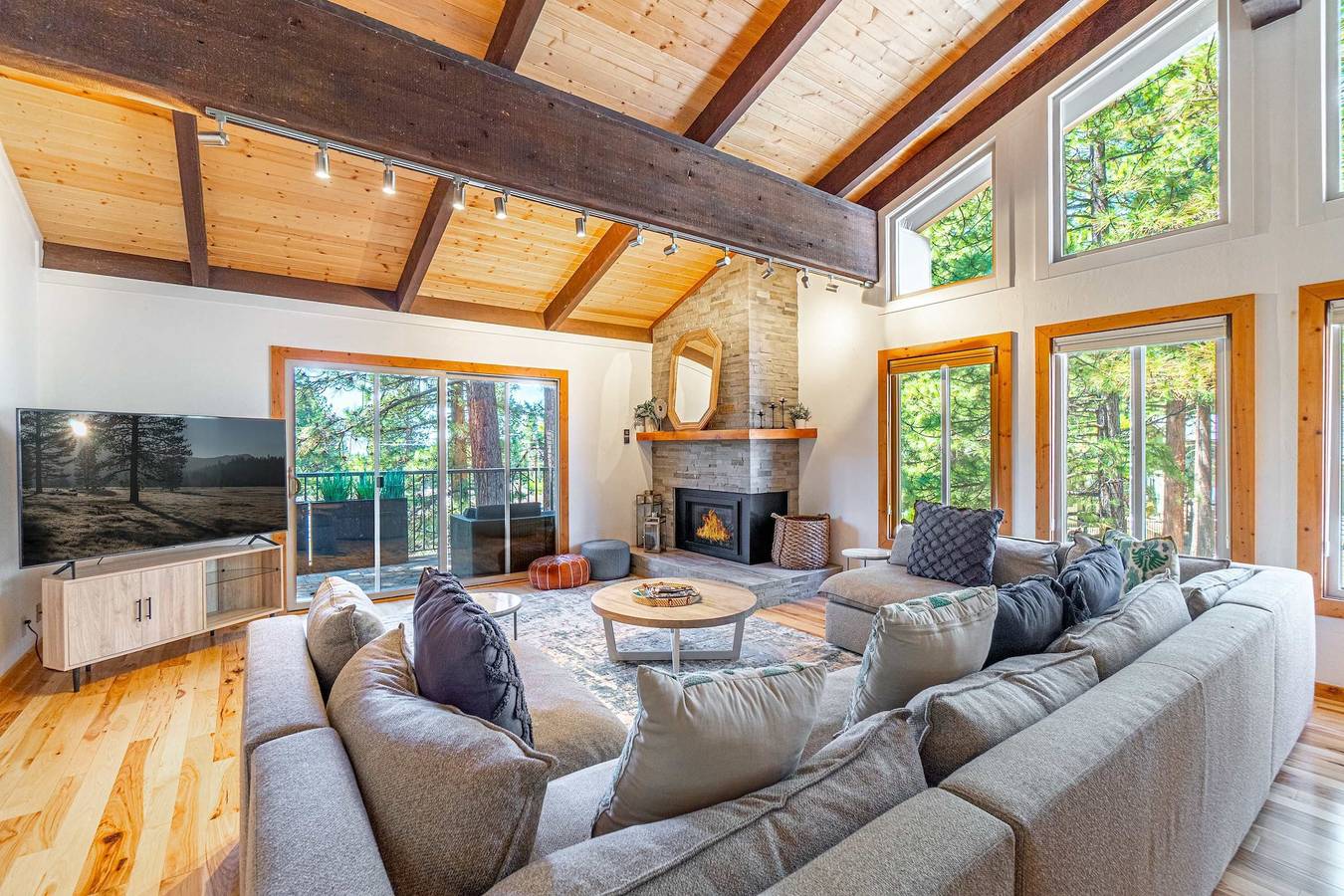 Upscale Tahoe Townhome near Incline w Fireplace in Incline Village-Crystal Bay, Lago Tahoe