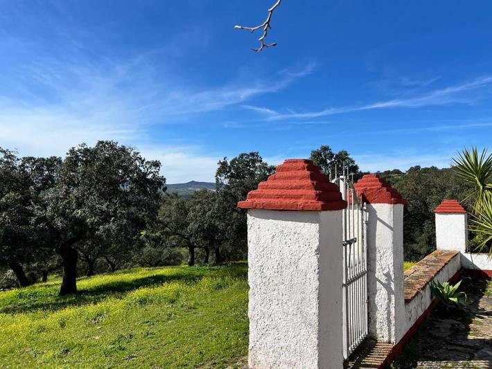 Ferienhaus für 13 Personen, mit Garten und Pool sowie Ausblick, mit Haustier - 1