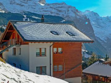Ferienwohnung für 4 Personen, mit Balkon in Lauterbrunnen
