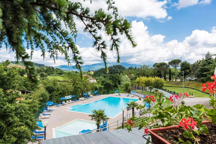 Camping voor 6 personen, met terras en zwembad, met huisdier in Chianti