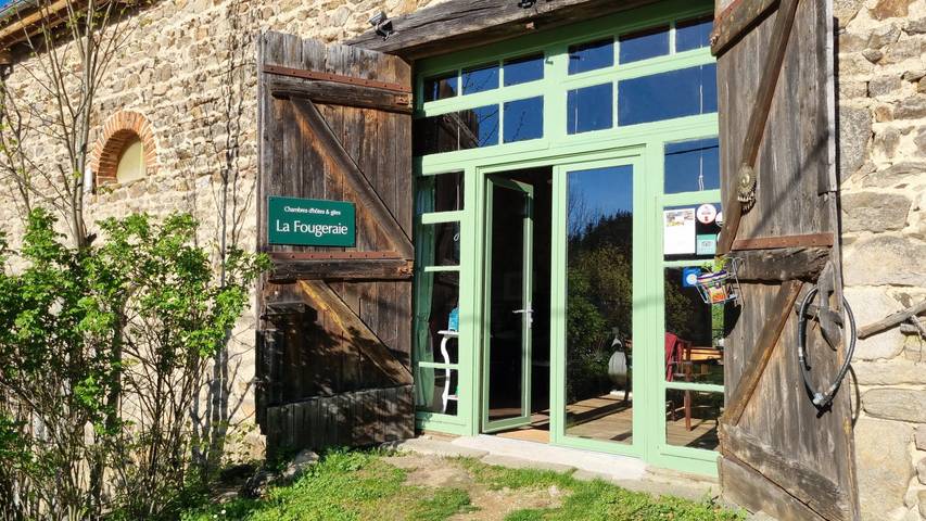 Chambre d’hôte pour 2 personnes, avec piscine et jardin en Haute-Loire - 2