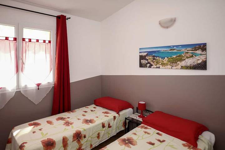 Villa pour 5 personnes, avec jacuzzi et terrasse à Figari - 4