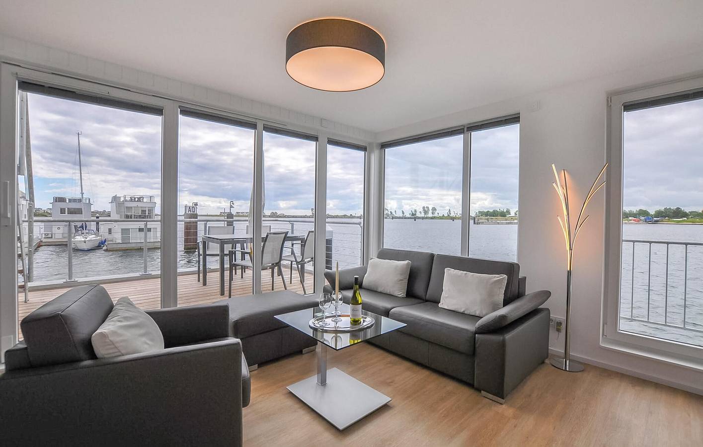 Apartment mit Meerblick, Terrasse und Parkplatz, 900m zum Strand in Olpenitz, Kappeln