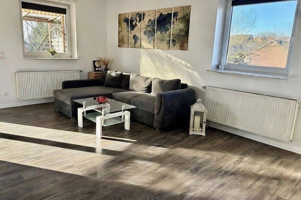 Ganze Wohnung, Schöne Wohnung direkt am Elbdeich in Grünendeich, Altes Land Stade