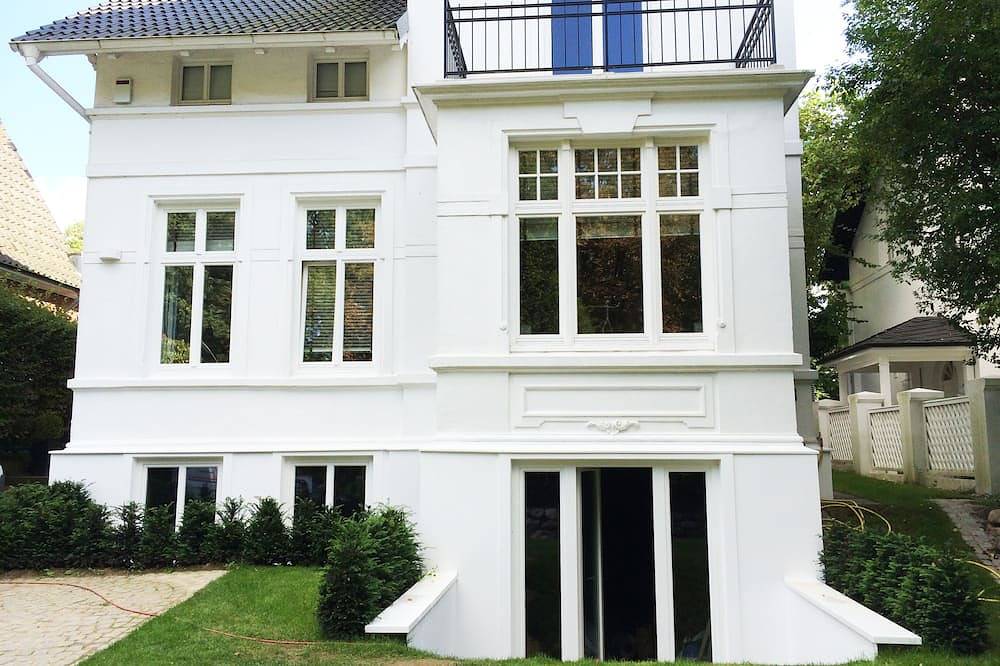 Ganze Wohnung, Zauberhafte Wohnung in Gründerzeit-Villa im Alstertal in Hamburg-Nord, Hamburg