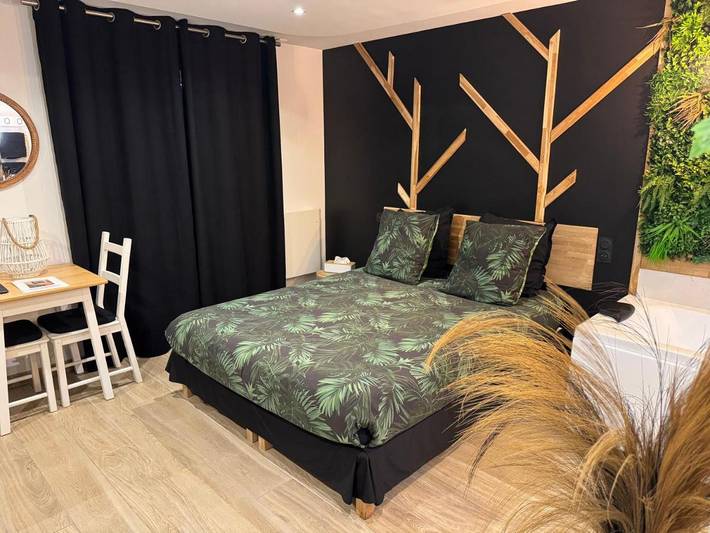 Gîte pour 2 personnes, avec jacuzzi et balcon à Pontault-Combault - 3