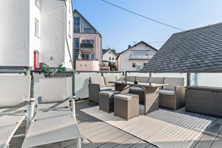 Ferienhaus für 24 Personen, mit Balkon im Westerwald