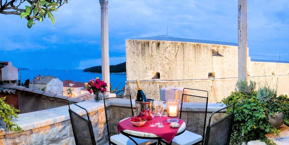 Ferienhaus für 8 Personen, mit Meerblick und Sauna sowie Pool und Garten in Dubrovnik - 4