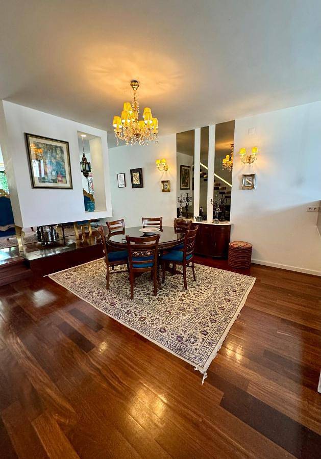 Exclusive Luxury Villa with S-pool & Garden in Πόρτο, Porto District